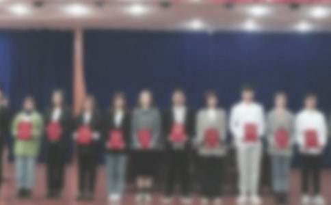 五年级表彰大会演讲稿