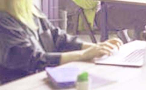 树立正确的政绩观研讨材料_[实习报告]