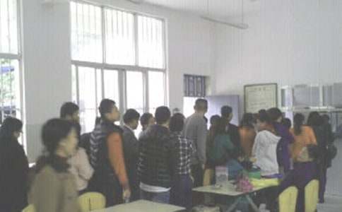 中心小学食堂工作情况汇报