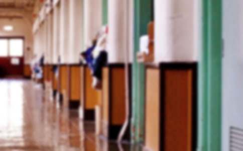 学校校长的年终述职报告模板