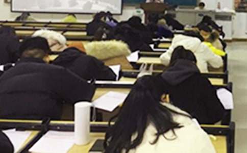 公务员考试面试男女着装、礼仪全攻略