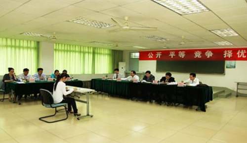 专家传授公务员面试成功之术：把握四大环节