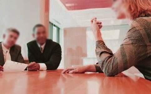 面试问题：两个职位更喜欢哪个？