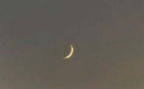 现代月亮诗歌（精选15首）