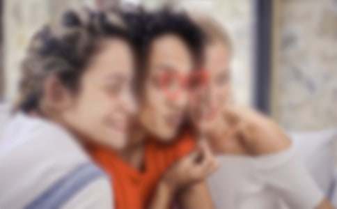 赞美妇女的现代诗歌