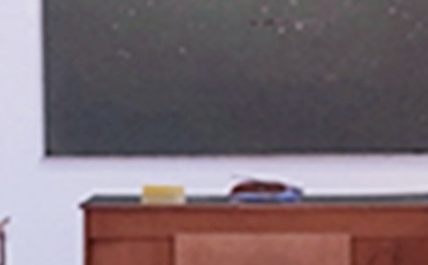 小学英语作文我的学校