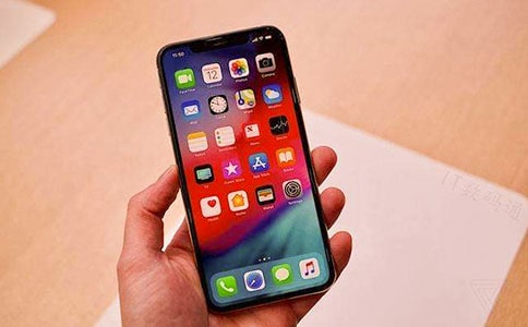 说明文：手机的变迁