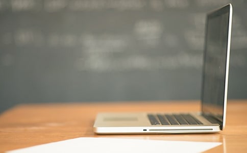 以电脑为题目的说明文