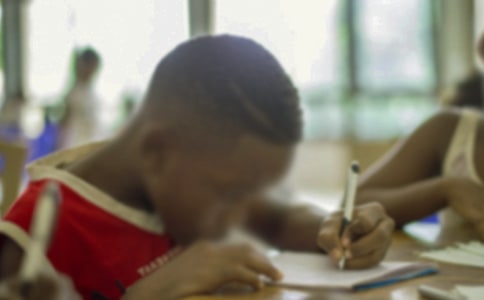 小学生英语作文：my family