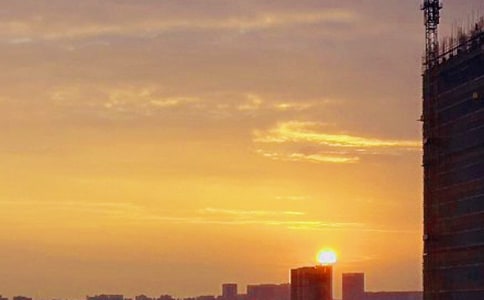 乡村的日落九年级说明文