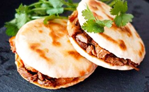 80后大学毕业生卖肉夹馍的网络日记