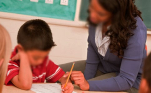 初一英语作文我的英语老师