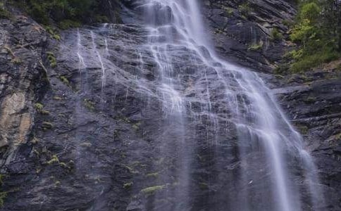 黄果树瀑布的写景作文