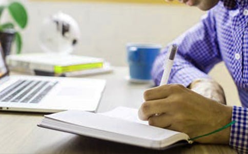 《变形记》读后感900字