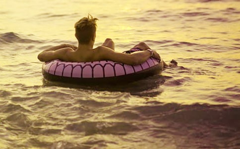 丰富多彩的周末小学英语作文