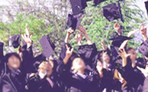 毕业后慢慢就这么拉开了差距说明文