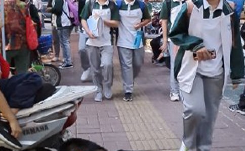 茶中学生作文（精选11篇）