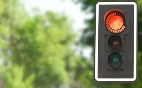 红绿灯引发的思考作文
