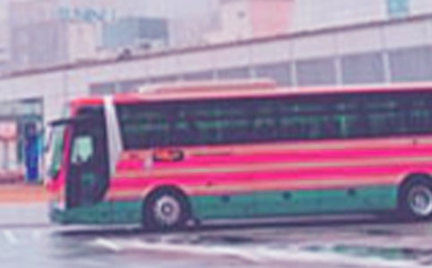 公共汽车上的助人为乐小学生作文