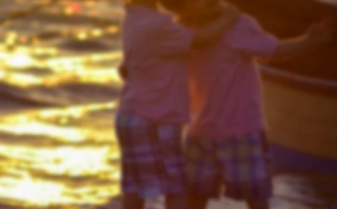 坚持，兄弟六年级叙事作文