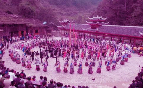 传承家风家训弘扬民族文化作文