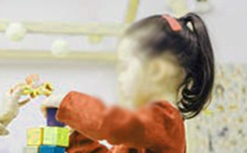 装载阳光的女孩叙事作文