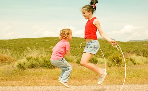 精彩的跳绳比赛叙事作文