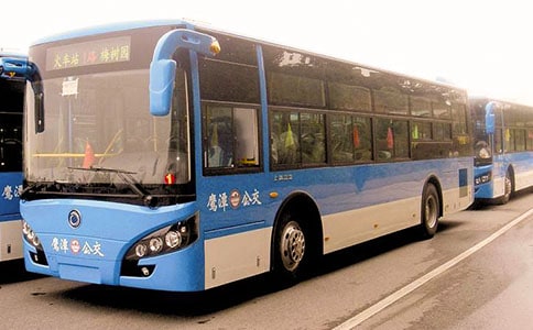 公交车上见闻叙事作文