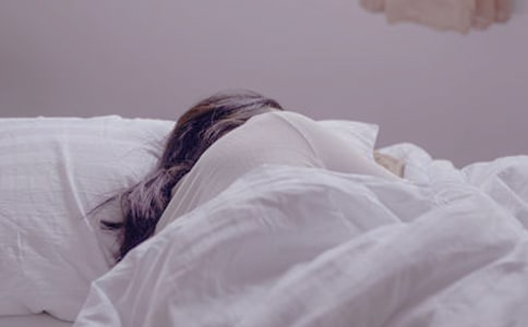 醒着做梦,打造属于自己的梦想高二作文