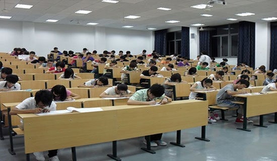 一次考试小波折六年级学生作文