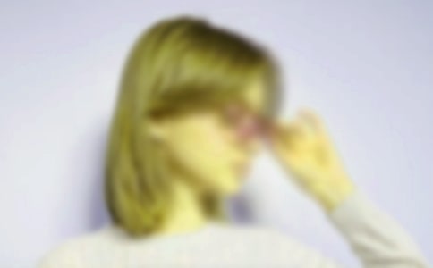 那个花一样骄傲的女生作文