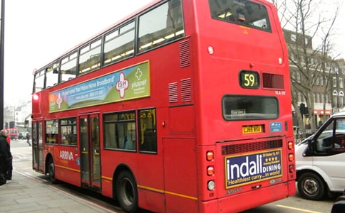 第一次自已坐公交车作文200字