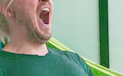 打喷嚏的烦恼作文