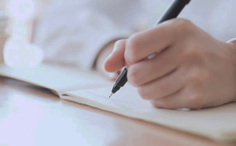 我们班中有牛人作文