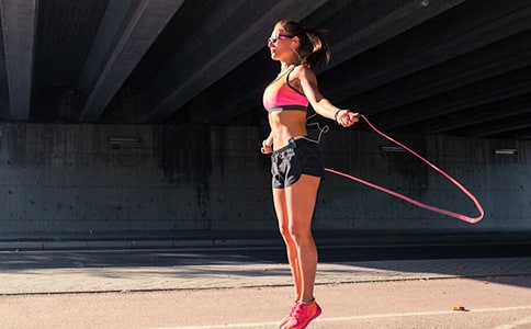 小学生叙事作文跳绳比赛