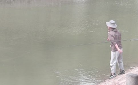 爸爸带我去钓鱼初一作文650字