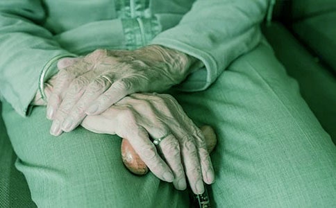 奶奶是星星作文800字