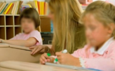 关于幼儿园小班的体育教案